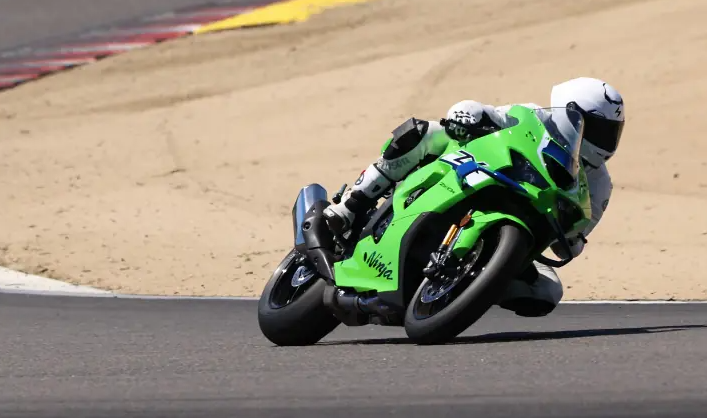 Kawasaki Ninja ZX-10R 2026: superbike që nuk duhet nënvlerësuar